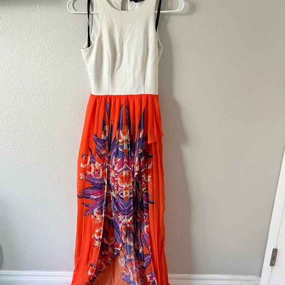 Bebe tropical maxi dress - Picture 1 of 11